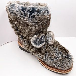 {Sam Edelman} Blanche Faux-Fur Pom Pom Boots